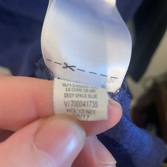 Stellar Old Navy Soft Washed Deep Space Blue/Black 2 Tone Long Sleeve T SZ Med - Picture 6 of 6